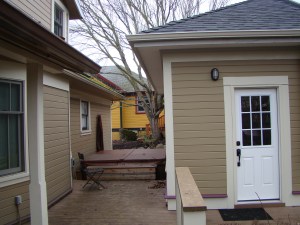 one-hot-tub-width between the house and ADU