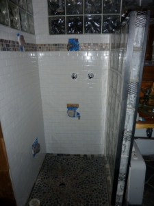 Lonstron ADU Shower