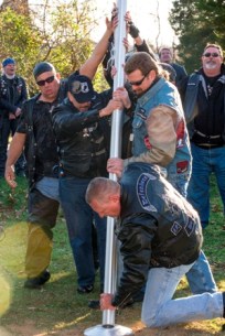 small+web+version+of+warriors+installing+the+flag+pole